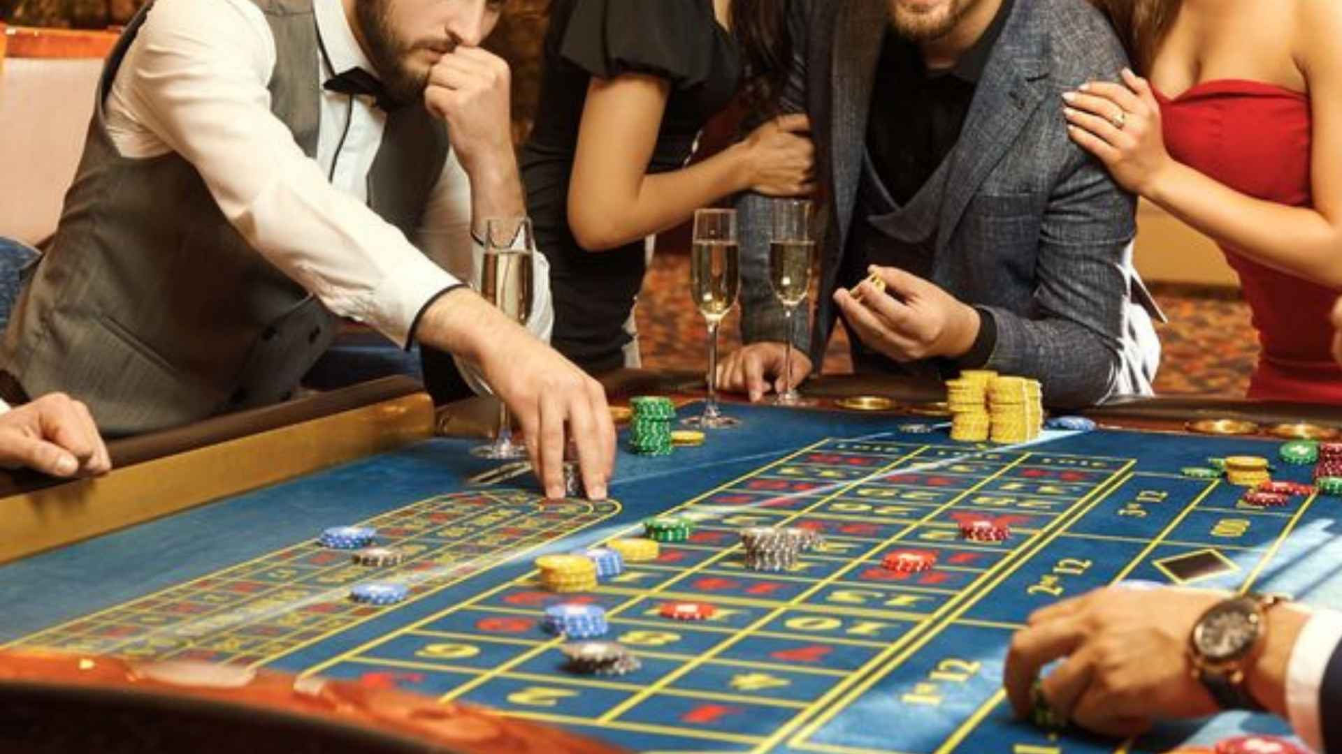 Improve Tactical Planning Through Solitaire Games